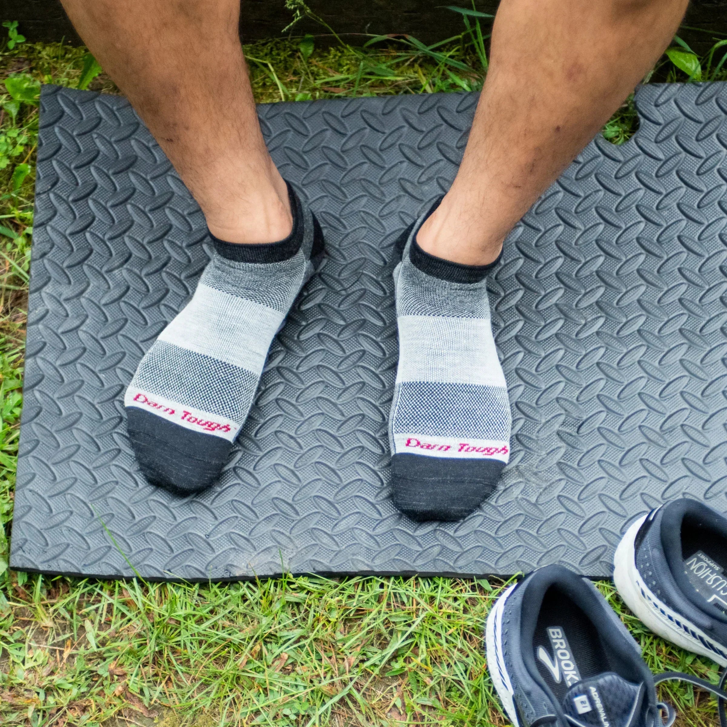 Men's 1437 No Show Lightweight Running Socks