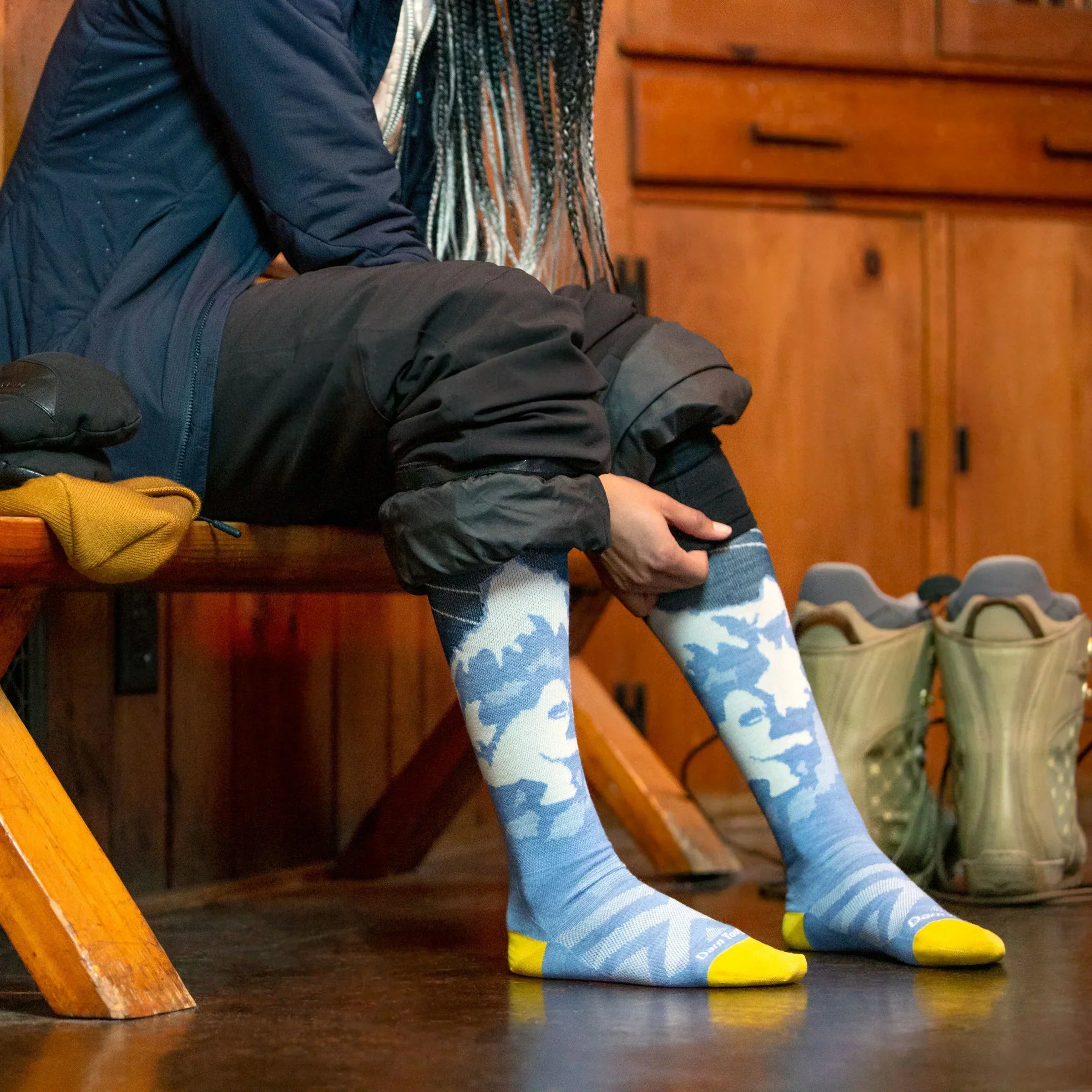 Women's Yeti Over-the-Calf Lightweight Ski & Snowboard Socks