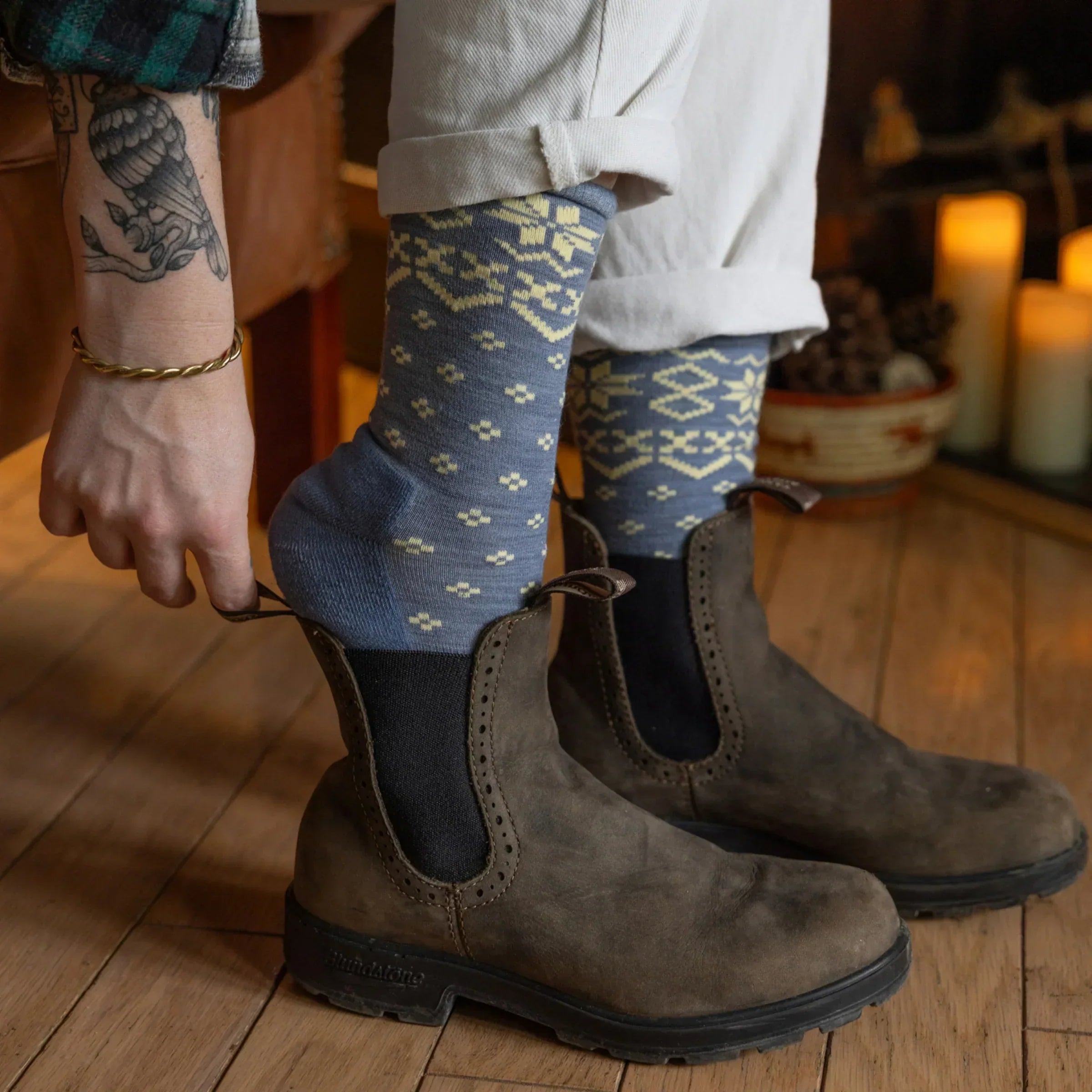 Women's Shetland Crew Lightweight Lifestyle Socks-Last Chance